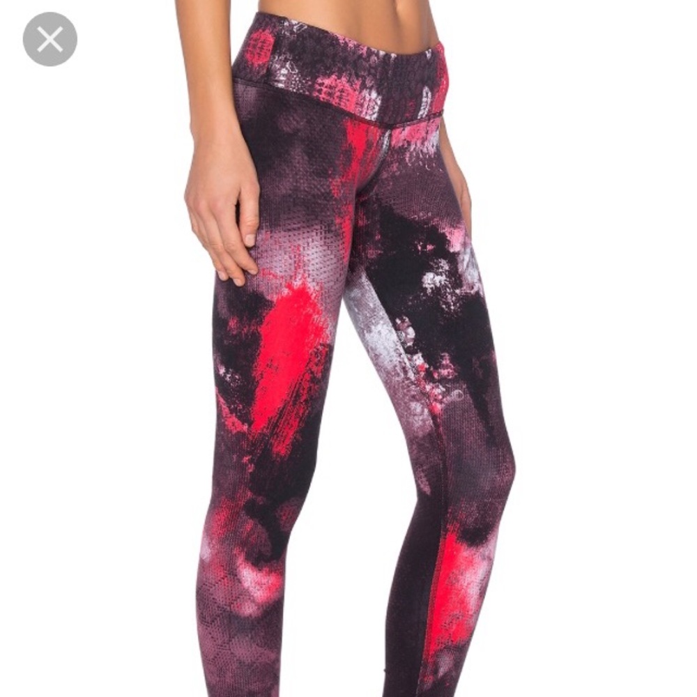 ALO Airbrush yoga leggings